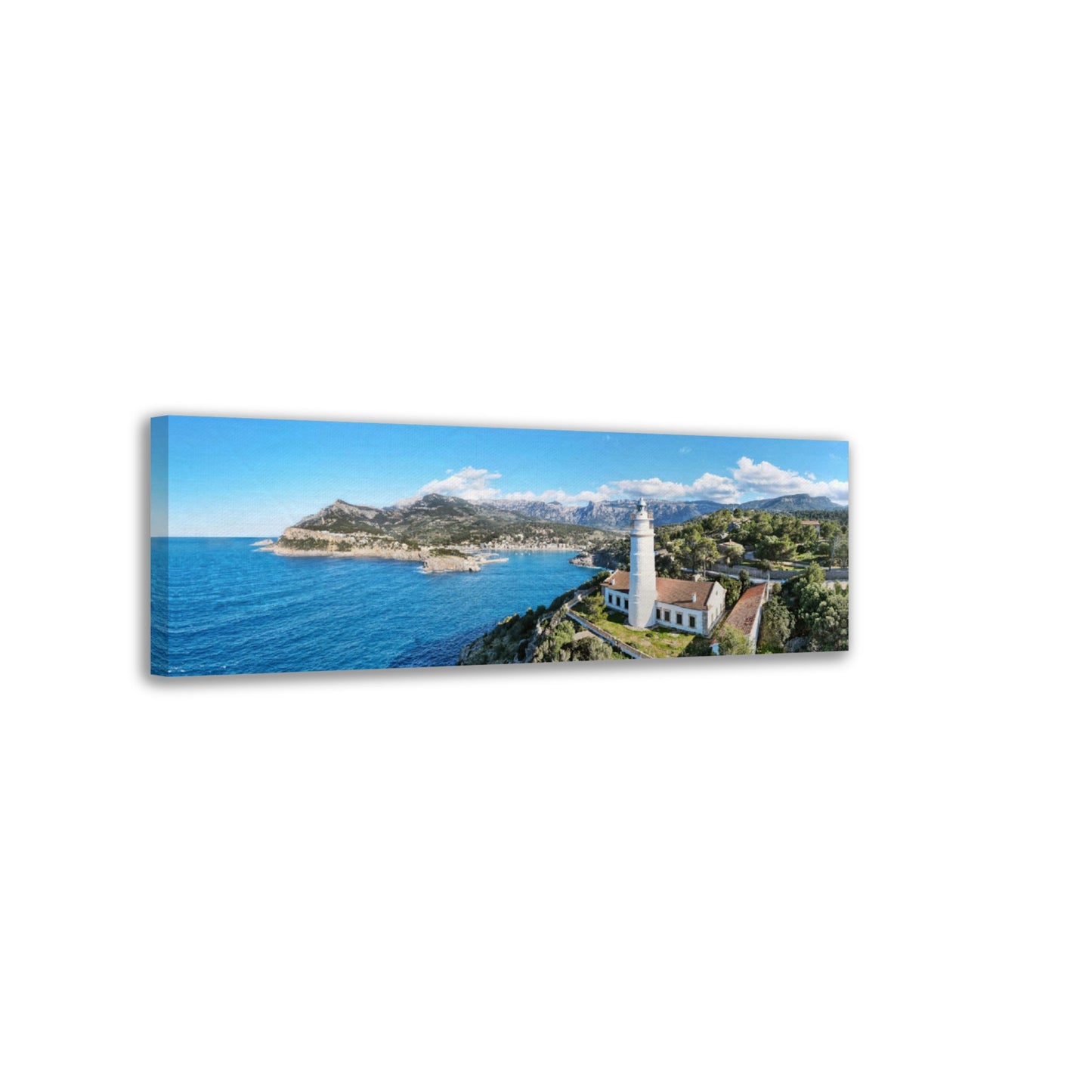 Leuchtturm vor einer Bucht - tolle Panorama-Aufnahme